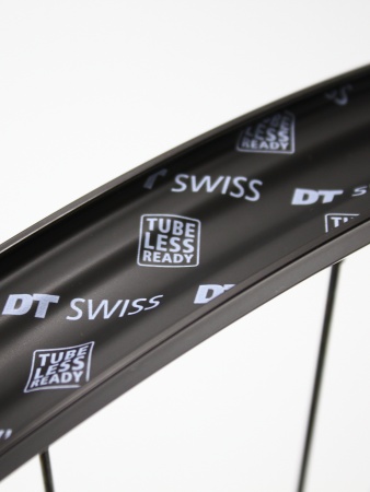 Комплект колес DT Swiss E 1900 Spline DB 27.5", ширина 30 мм, заднее: M12*148 XD, переднее: M15*110, под дисковые тормоза
