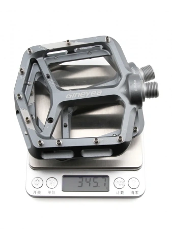 Педали для велосипеда Gineyea C6, размер платформы 106x110 мм, серые